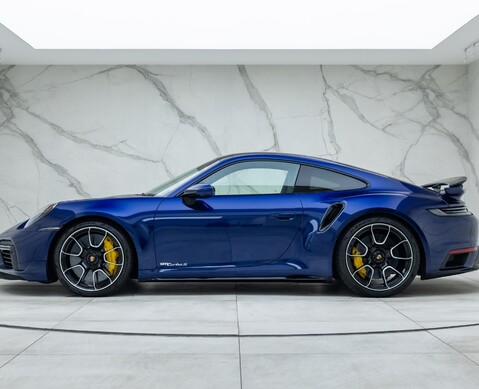 Porsche 911 Turbo S (992) 