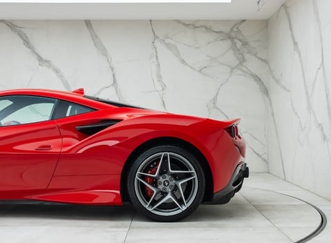 Ferrari F8 Tributo 42