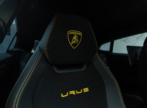 Lamborghini Urus PERFORMANTE 13