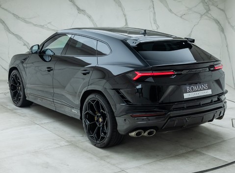 Lamborghini Urus PERFORMANTE 9