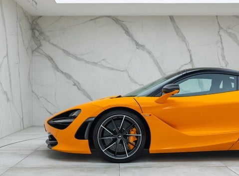 McLaren 720S 39