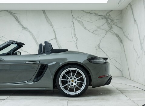 Porsche 718 BOXSTER GTS 4.0 35