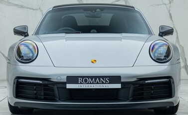 Porsche 911 Carrera T (992) 4