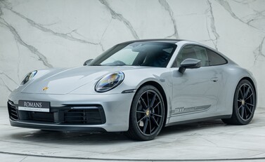 Porsche 911 Carrera T (992) 1