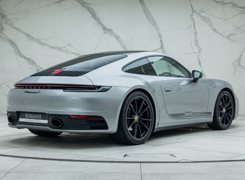 Porsche 911 Carrera T (992) 3