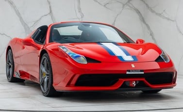 Ferrari 458 Speciale Aperta 9