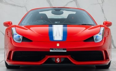 Ferrari 458 Speciale Aperta 7