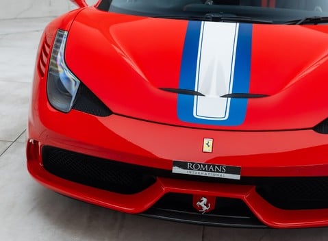 Ferrari 458 Speciale Aperta 31