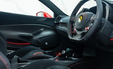 Ferrari 488 Pista 10