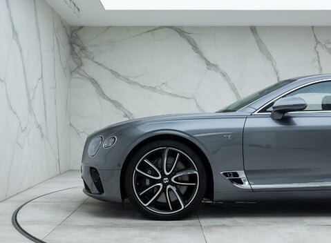 Bentley Continental GT First Edition 31