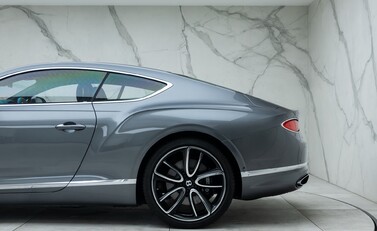 Bentley Continental GT First Edition 32