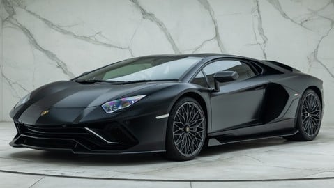 Lamborghini Aventador LP 780-4 ULTIMAE 