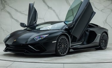 Lamborghini Aventador LP 780-4 ULTIMAE 2