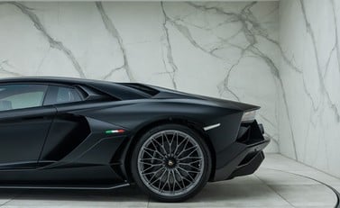 Lamborghini Aventador LP 780-4 ULTIMAE 50