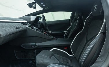 Lamborghini Aventador LP 780-4 ULTIMAE 17