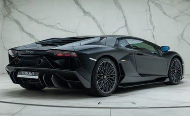 Lamborghini Aventador LP 780-4 ULTIMAE 4