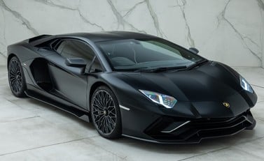 Lamborghini Aventador LP 780-4 ULTIMAE 10