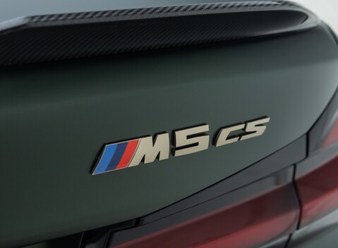 BMW M5 CS 42