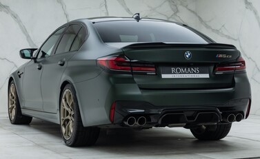 BMW M5 CS 7