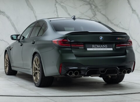 BMW M5 CS 7