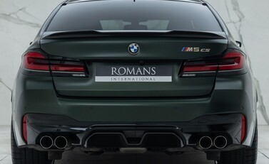 BMW M5 CS 5