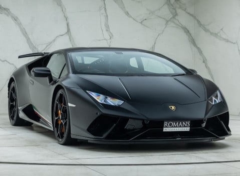 Lamborghini Huracan LP 640-4 PERFORMANTE 6