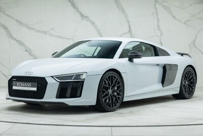 Audi R8 V10 PLUS