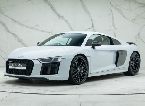 Audi R8 V10 PLUS 1