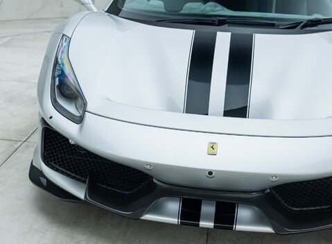 Ferrari 488 Pista 26