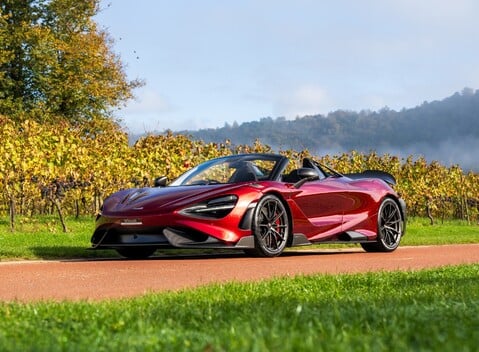 McLaren 765LT Spider 2