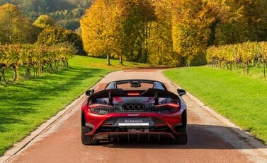 McLaren 765LT Spider 5