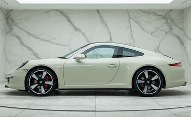 Porsche 911 50TH ANNIVERSARY EDITION (991) 2