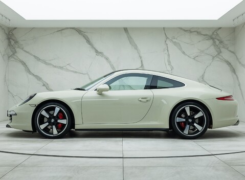 Porsche 911 50TH ANNIVERSARY EDITION (991) 2