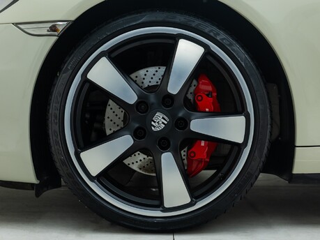 Porsche 911 50TH ANNIVERSARY EDITION (991)