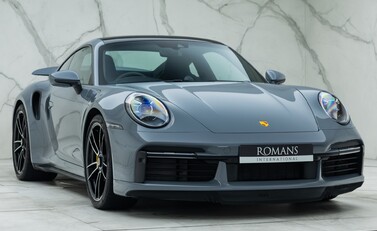 Porsche 911 Turbo S (992) 6