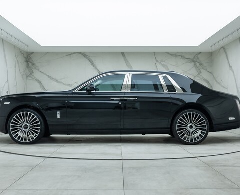 Rolls-Royce Phantom VIII