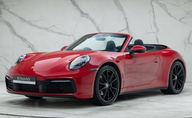 Porsche 911 Carrera CABRIOLET (992) 1