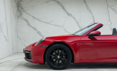 Porsche 911 Carrera CABRIOLET (992) 32