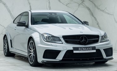 Mercedes-Benz C63 AMG Black Series 11