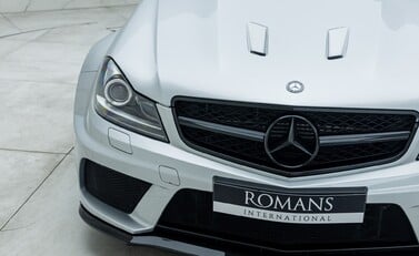 Mercedes-Benz C63 AMG Black Series 29