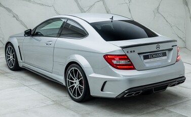 Mercedes-Benz C63 AMG Black Series 14