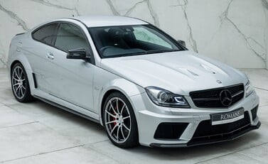 Mercedes-Benz C63 AMG Black Series 13