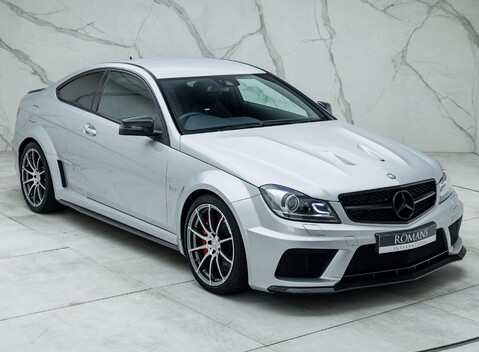 Mercedes-Benz C63 AMG Black Series 13