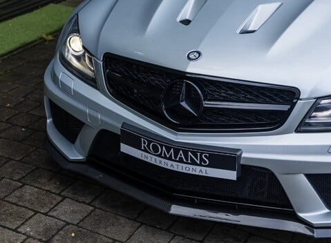 Mercedes-Benz C63 AMG Black Series 4