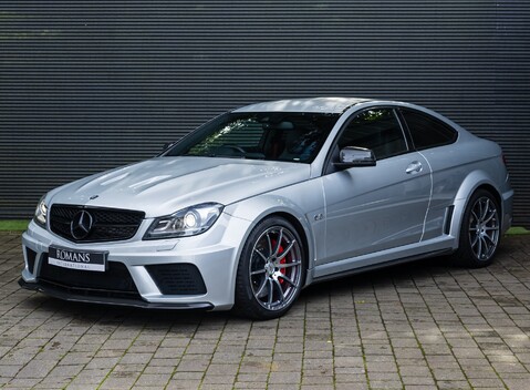 Mercedes-Benz C63 AMG Black Series 2