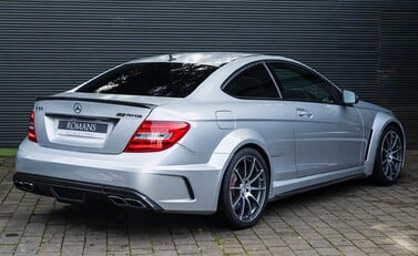 Mercedes-Benz C63 AMG Black Series 3