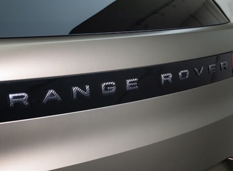 Land Rover Range Rover Sport P635 SV EDITION ONE 47