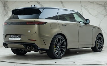 Land Rover Range Rover Sport P635 SV EDITION ONE CARBON BRONZE 6