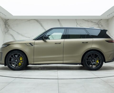 Land Rover Range Rover Sport P635 SV EDITION ONE 