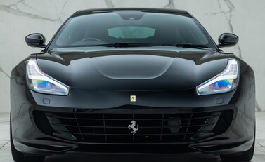 Ferrari GTC4 Lusso V12 4